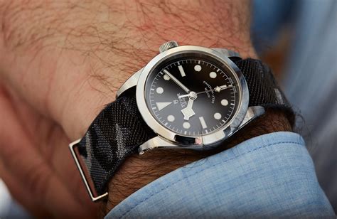 Tudor Black Bay 36 .